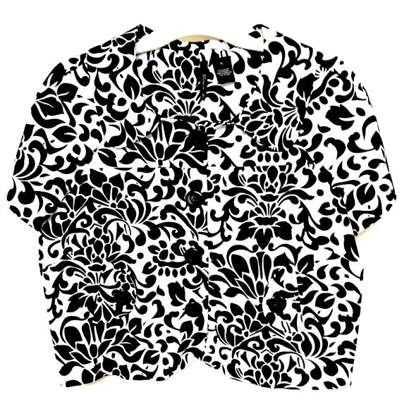 Womens Black White Floral Shrug Cardigan Cropped Button Up Jacket Top Petite L - Picture 1 of 8